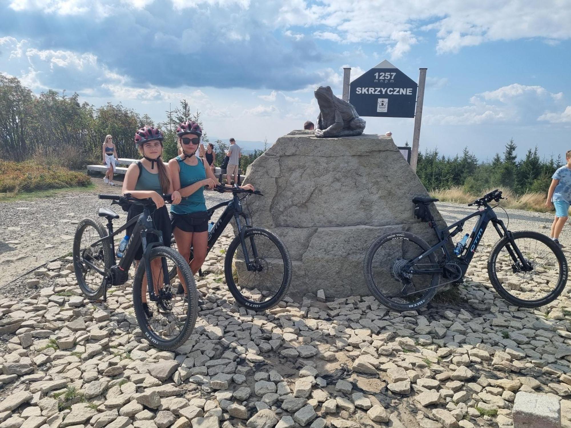 Apartament Elbrus Czyrna Szczyrk Wypozyczalnia Rowerow E-Bike Czyrna Szkola Narciarska & Wypozyczalnia Ski Serwis Eksteriør billede
